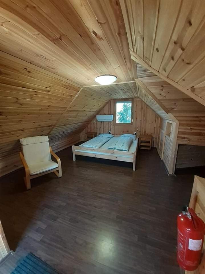 Villa Boglarka Horgasznyaralo Gyomaendrőd Exterior foto